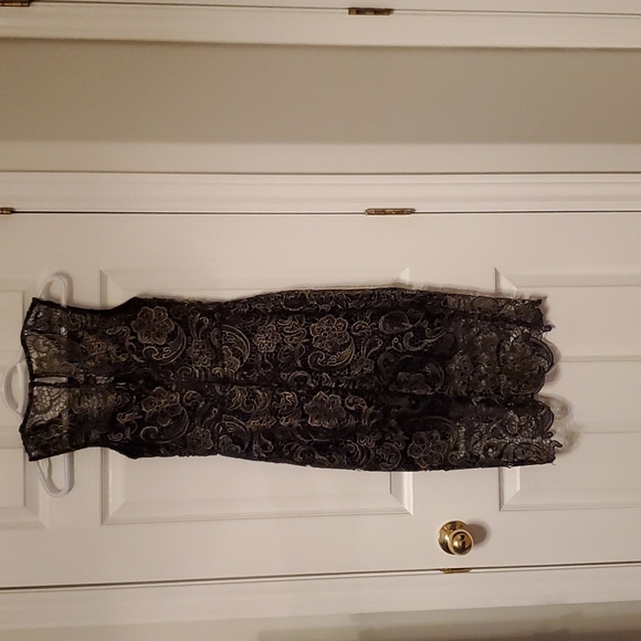 Bisou Bisou Gold and Black Dress size 2 - Picture 2 of 5